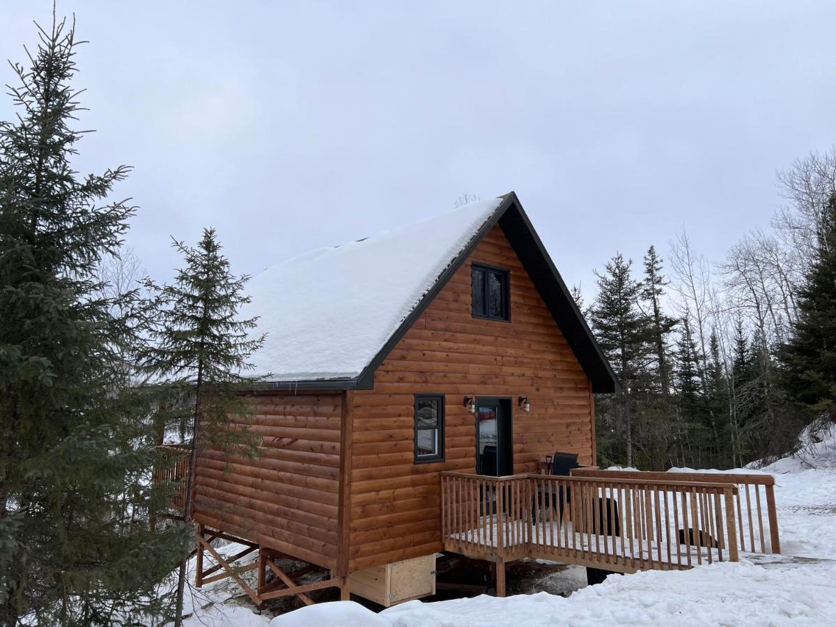 Les Racines Du P'Tit Isidore Rouyn Exterior photo